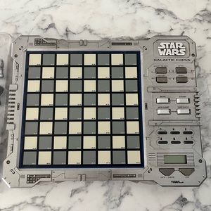 Star Wars Episode 1 1999 Galactic Chess set.